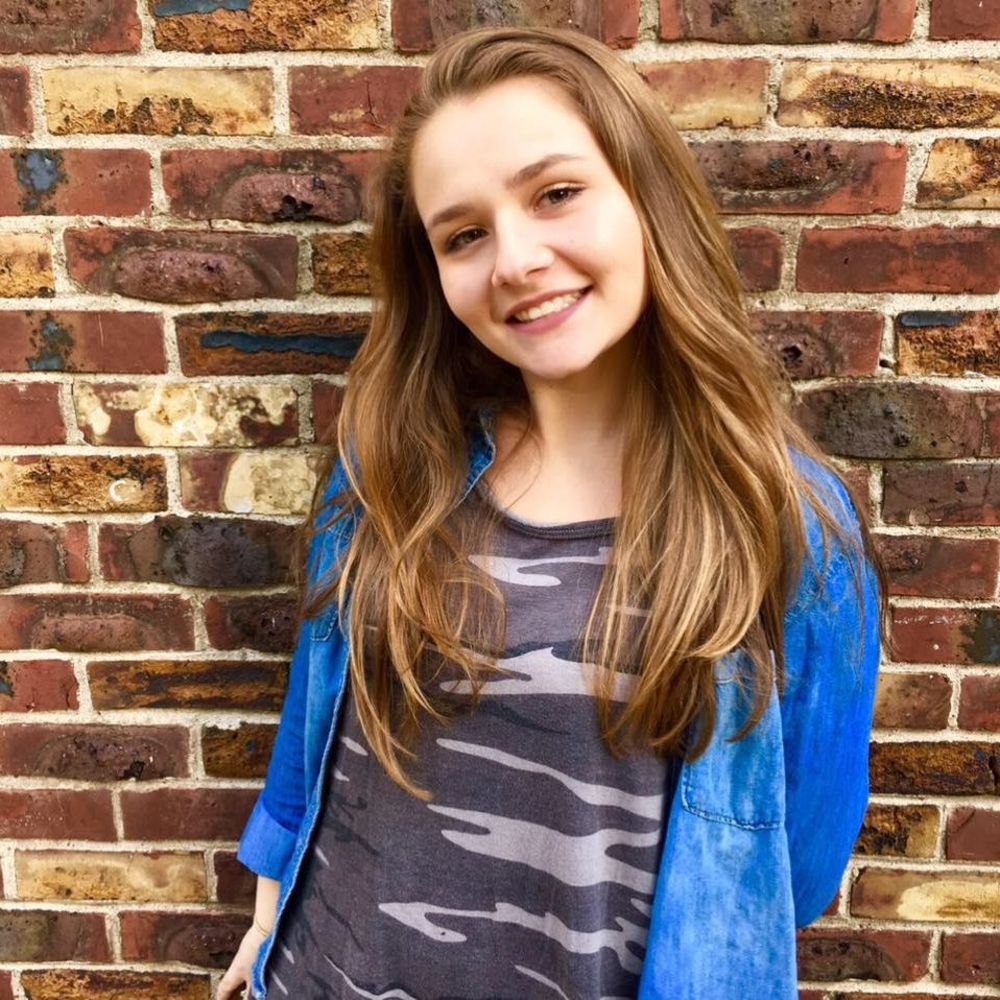 Meet your Posher, Emily